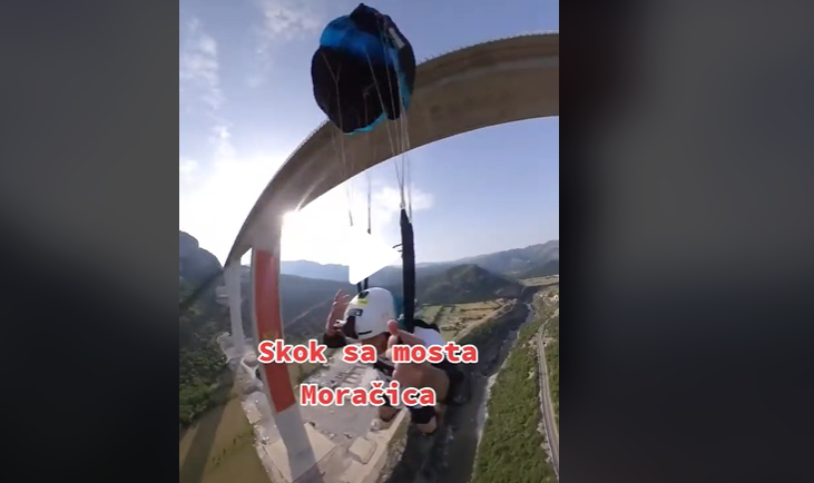 Skok sa mosta Moračica (VIDEO)